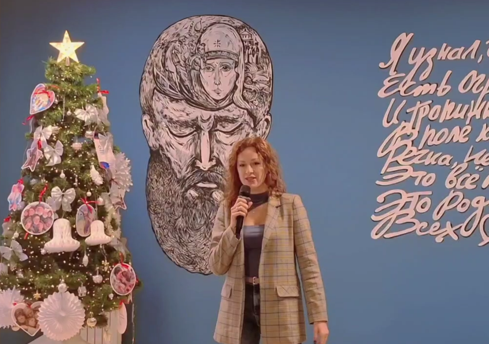 Киберы Донецка посетили новогодний концерт от общественной организации белорусов «Нёман» в Доме Народов России ДНР