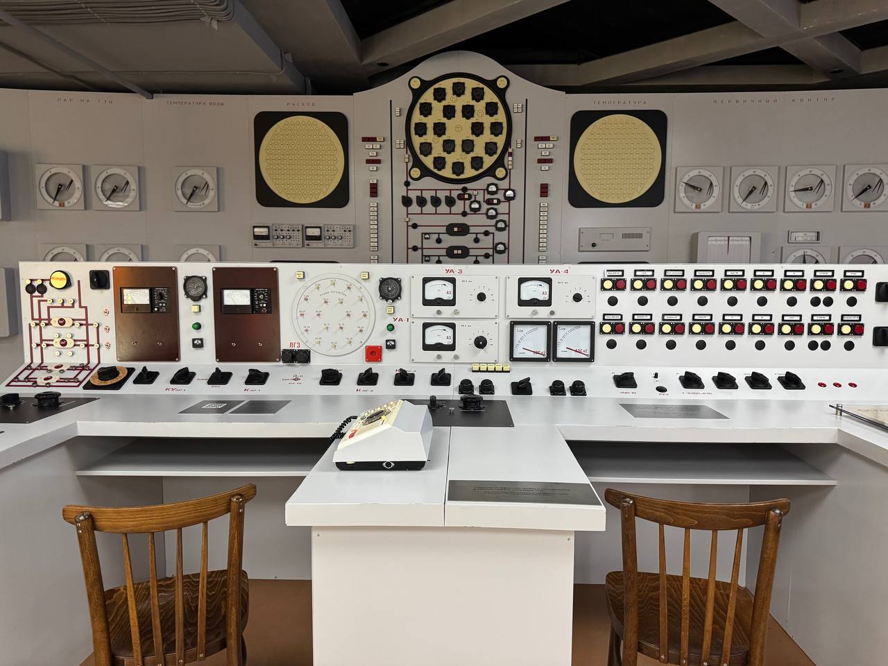 Глава Росатома Алексей Лихачёв раскрыл киберам тайну катастрофы на Чернобыльской атомной электростанции на открытии выставки к 40-летию со дня трагических событий