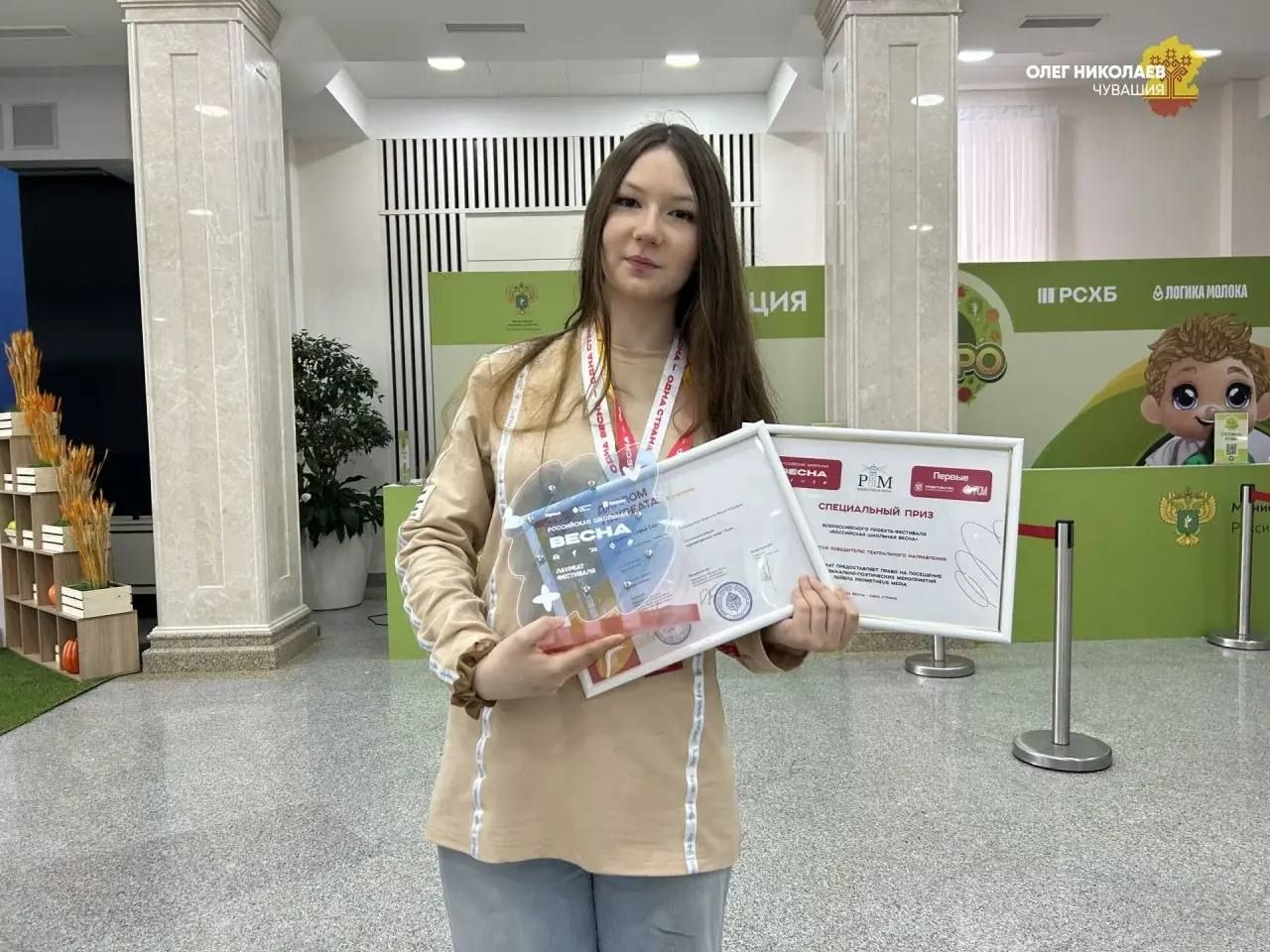 Редакция «Киберы.ру» от всей души поздравляет Софью с заслуженным триумфом! 🎉 Желаем неисчерпаемого вдохновения, смелых творческих экспериментов, новых ролей — как на сцене, так и в цифровом пространстве. Пусть каждый выход к микрофону или камере становится шагом к новым вершинам. Гордимся и болеем за вас! Так держать!